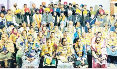 ਲੱਖਣ ਕਲਾਂ 'ਚ 60 ਪਰਿਵਾਰਾਂ ਅਕਾਲੀ ਦਲ 'ਚ ਸ਼ਾਮਲ