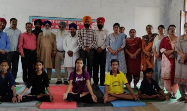 ਨੰਦਾਚੌਰ  ਸਕੂਲ ਵਿਖੇ ਜ਼ੋਨ ਪੱਧਰੀ ਯੋਗ ਓਲੰਪੀਆਡ ਕਰਵਾਇਆ ਗਿਆ