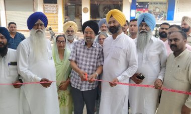 ਪਰਮਿੰਦਰ ਢੀਂਡਸਾ ਨੇ ਕੀਤਾ ਹਲਕਾ ਉੜਮੁੜ ਟਾਂਡਾ ਵਿਖੇ ਸ੍ਰੋਮਣੀ ਅਕਾਲੀ ਦਲ ਸੰਯੁਕਤ ਦੇ ਦਫ਼ਤਰ ਦਾ ਉਦਘਾਟਨ।